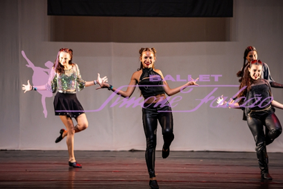 Coreografia Jazz – Ballet Simone Falcão
